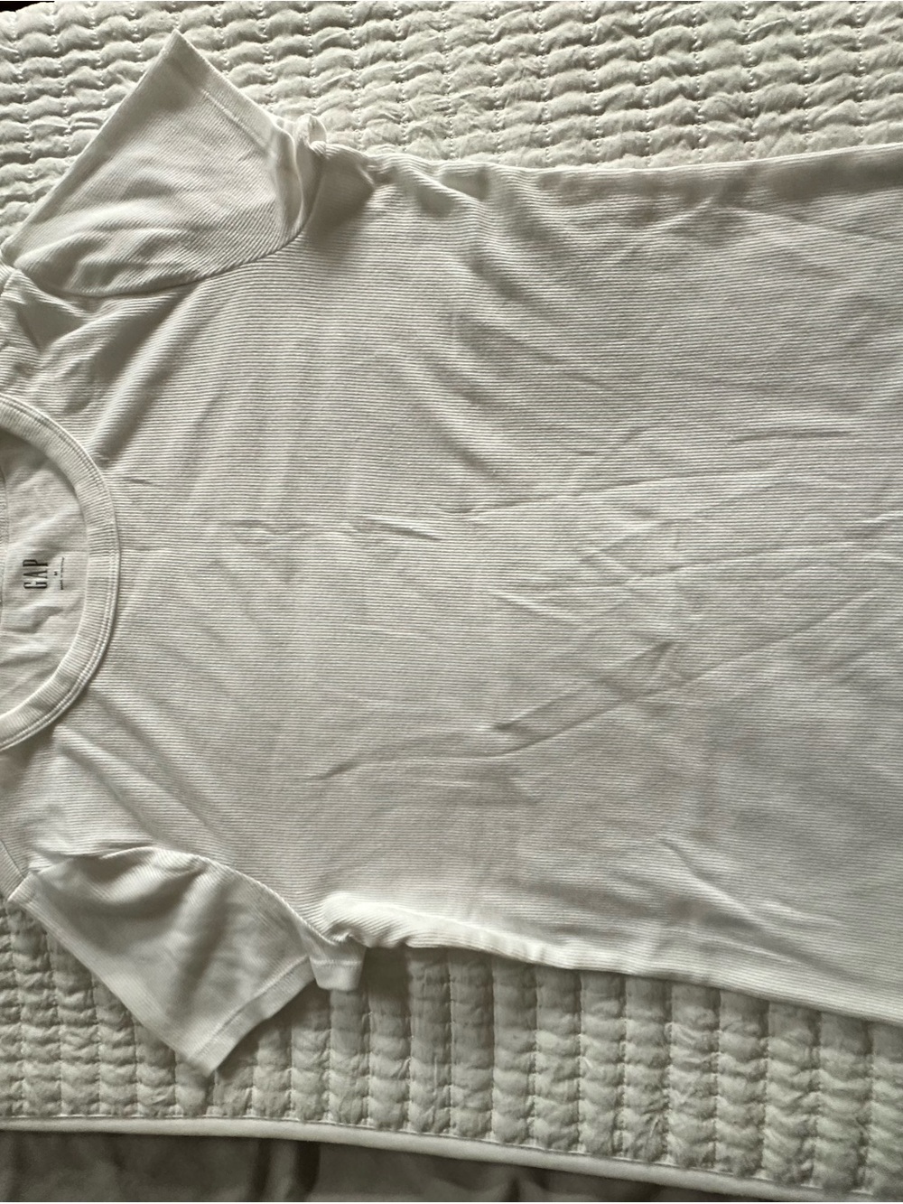 GAP White Ribbed Crew Neck Tee